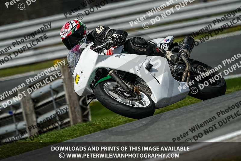 anglesey;brands hatch;cadwell park;croft;donington park;enduro digital images;event digital images;eventdigitalimages;mallory;no limits;oulton park;peter wileman photography;racing digital images;silverstone;snetterton;trackday digital images;trackday photos;vmcc banbury run;welsh 2 day enduro